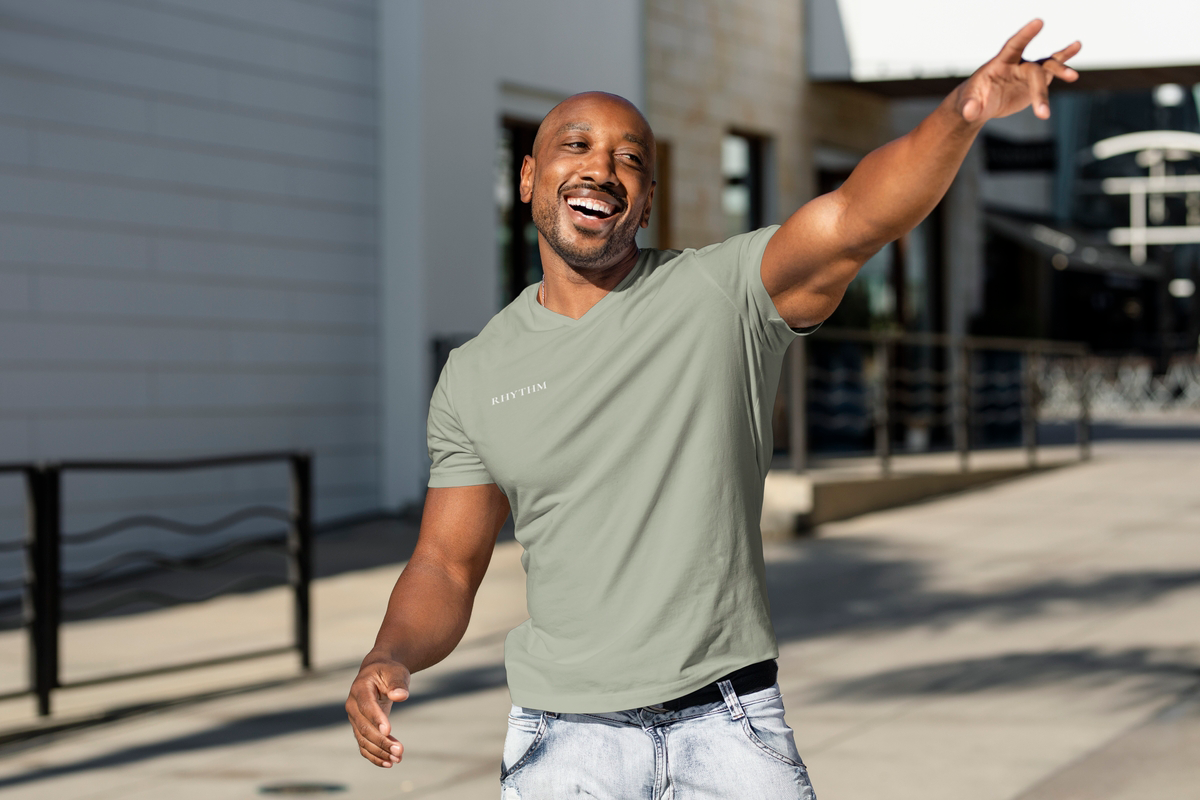 Casual tshirt psd mockup happy African American man doing a greeting gesture 